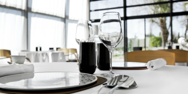 Tramitación de Licencias Apertura / Actividad y Permisos Villamanta · Permisos de Apertura Restaurantes